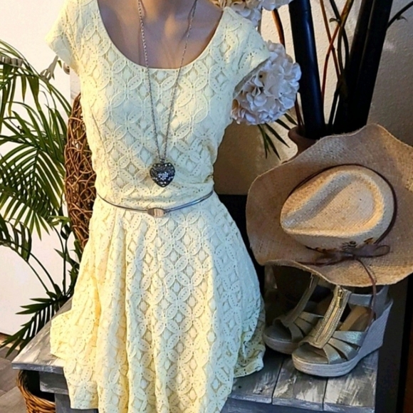 JUST LISTED MANY NEW ITEMS.THANK YOU KAT - Picture 13 of 16